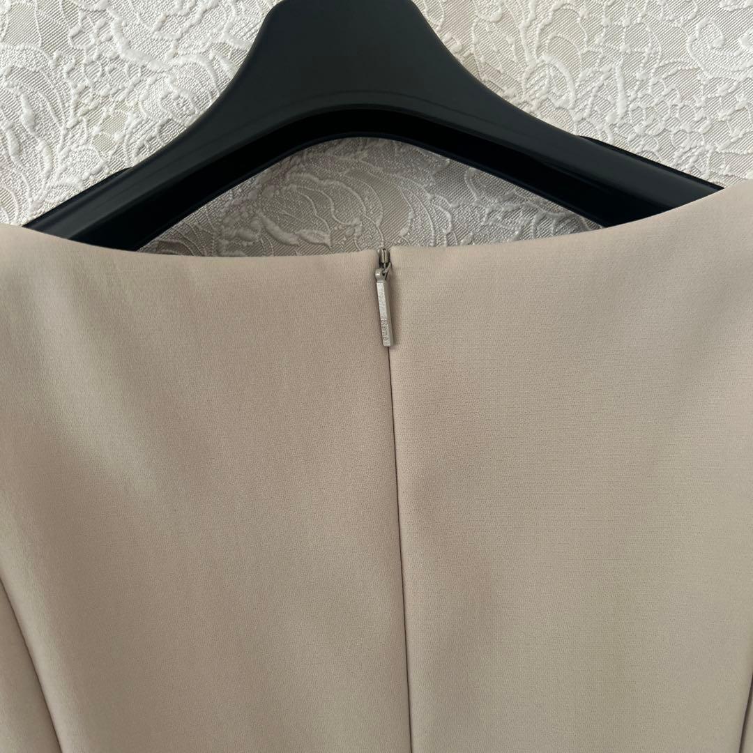 Rene ワンピース　ベージュ　美品