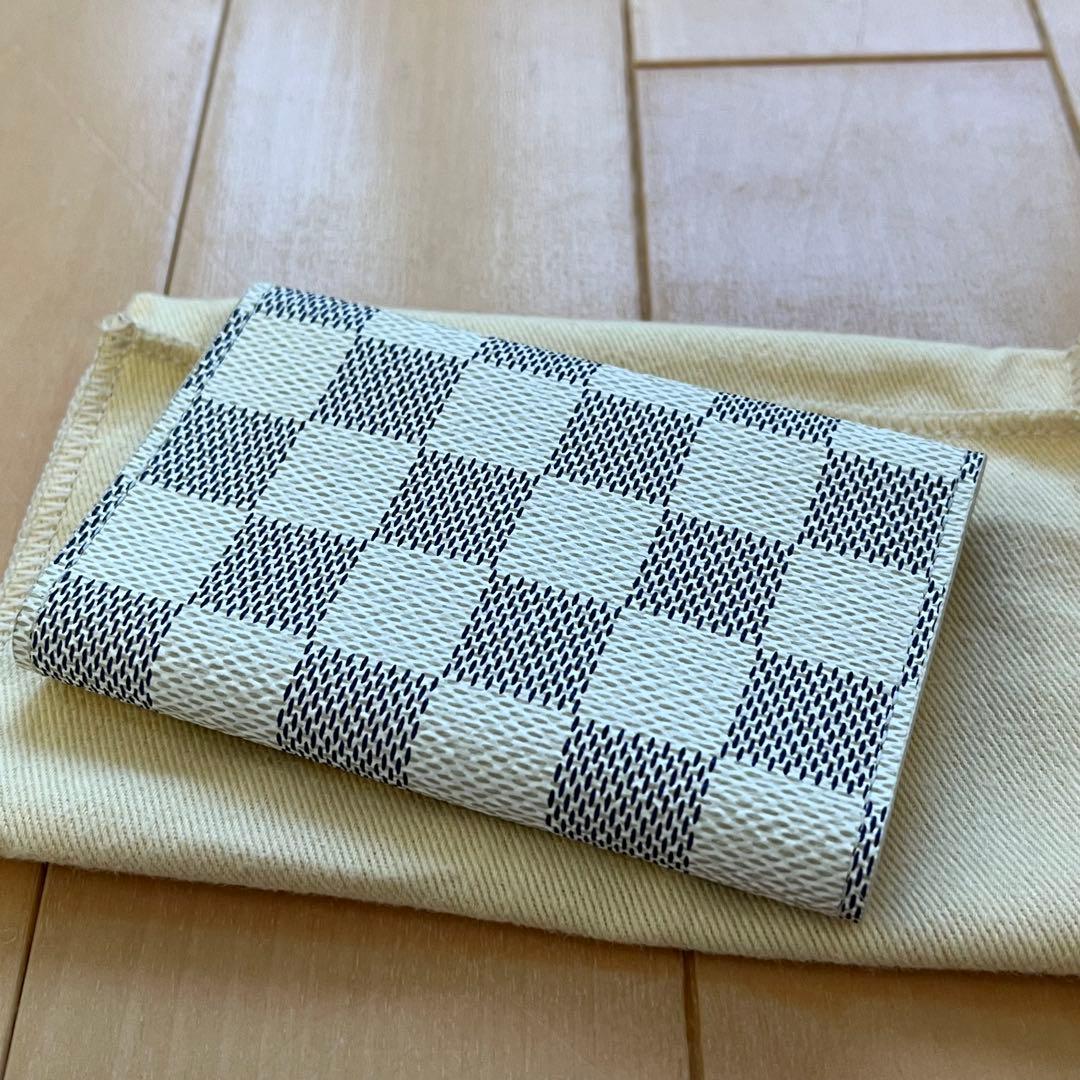 ルイヴィトン ダミエアズール キーケース 6本用