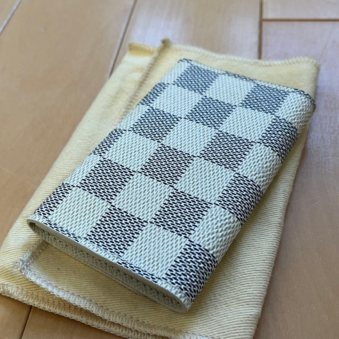 ルイヴィトン ダミエアズール キーケース 6本用