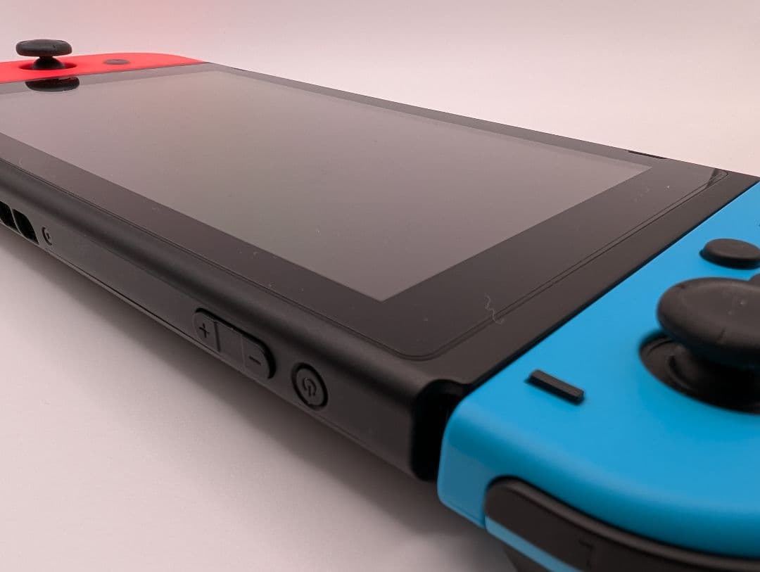 【美品】ニンテンドー スイッチ本体 ネオンレッド バッテリー強化版【おまけ付】