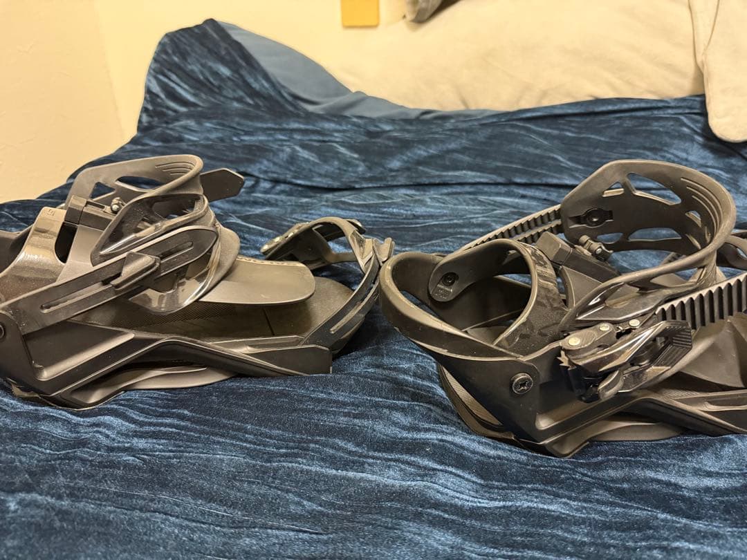 SALOMON スノーボードビンディング ブラック