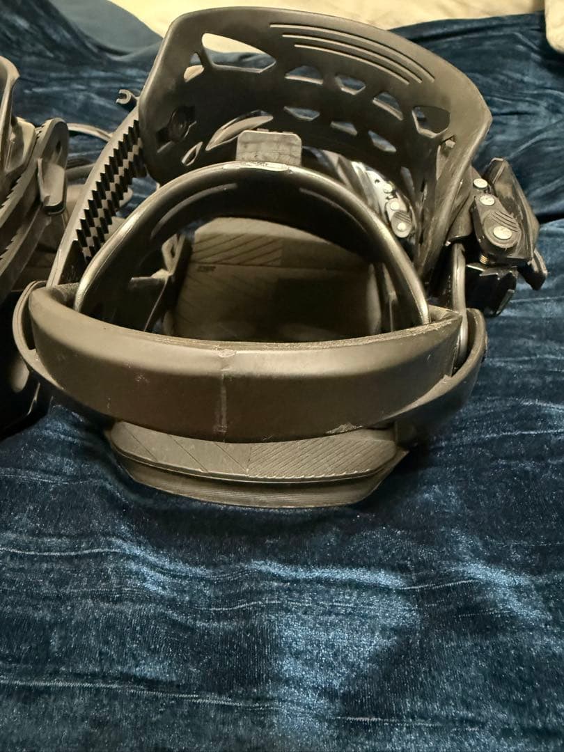 SALOMON スノーボードビンディング ブラック