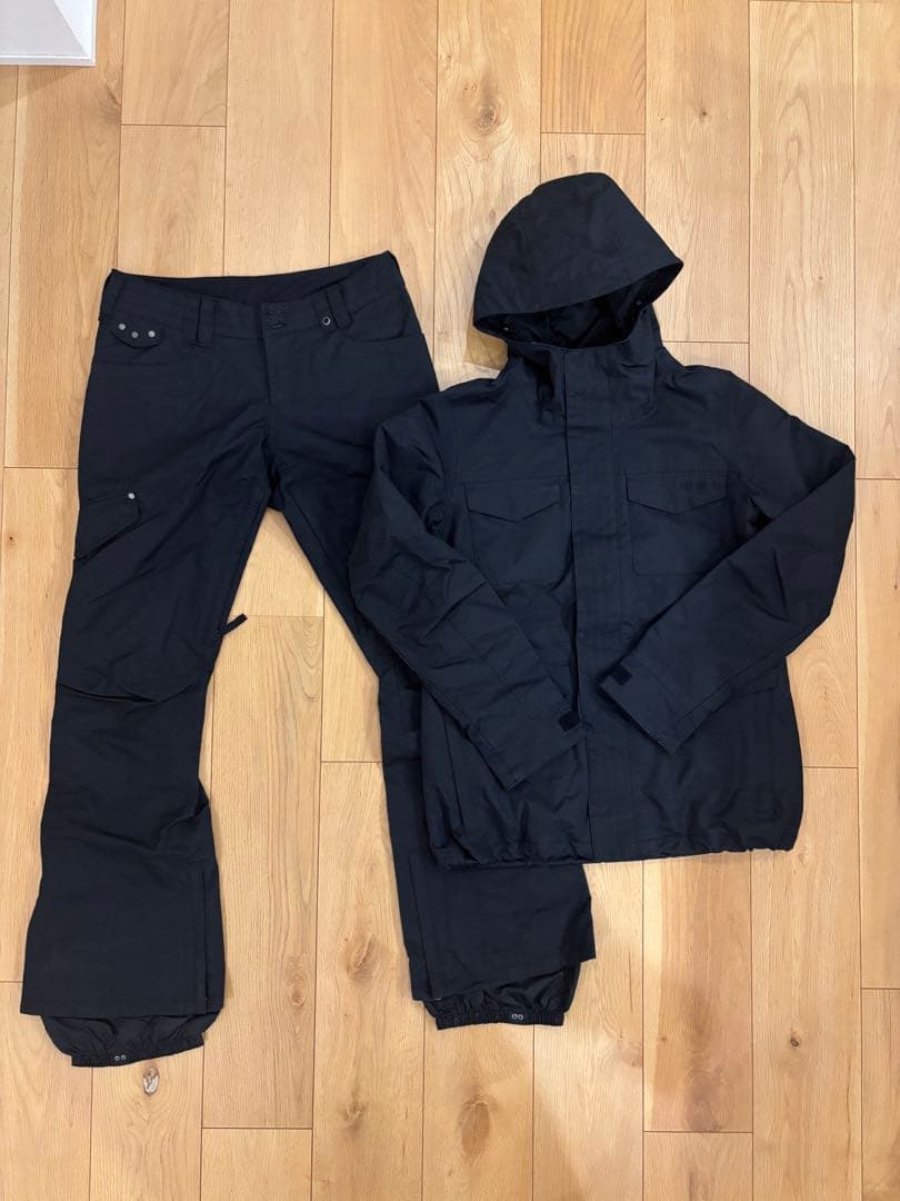 【即購入可、即日発送】BURTON バートン　ウエア上下セット　上L 下M