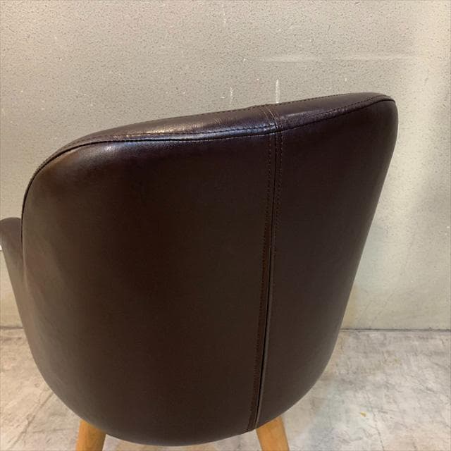 ウニコのピーヴォチェア