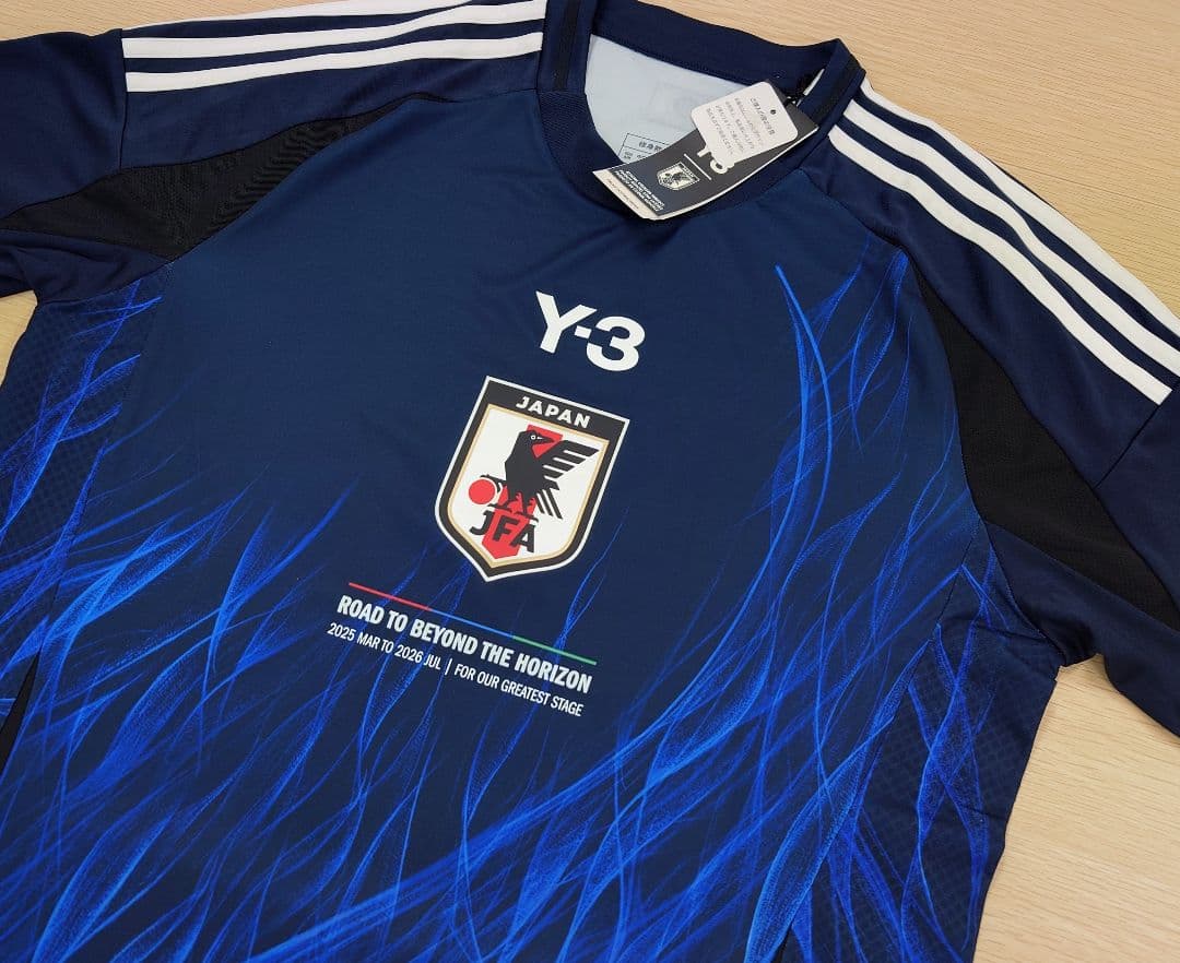 adidas サッカー日本代表 2026W杯予選突破記念ユニフォーム Lサイズ