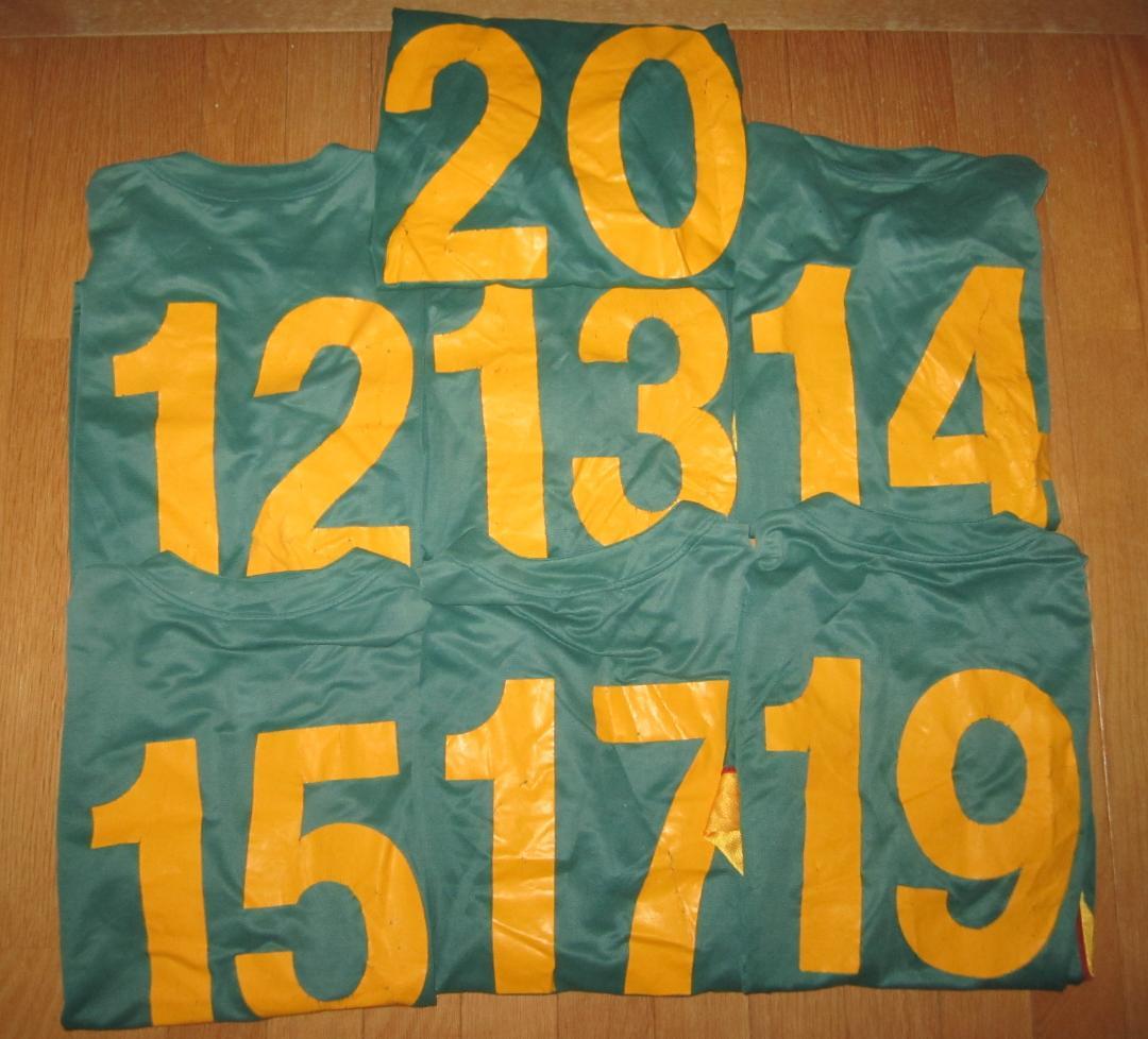 入手困難！PUMA(プーマ)のMCUのユニフォーム7枚セット　　　　　グリーン