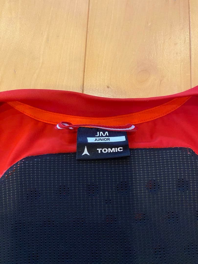 Atomic Live Shifld アルペンスキー用プロテクター