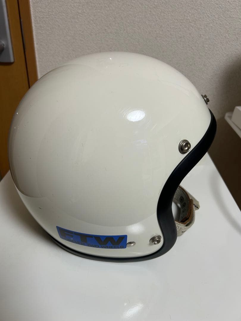 TT&CO._スーパーマグナム_57-58cm（M/Lサイズ） バイザー付き