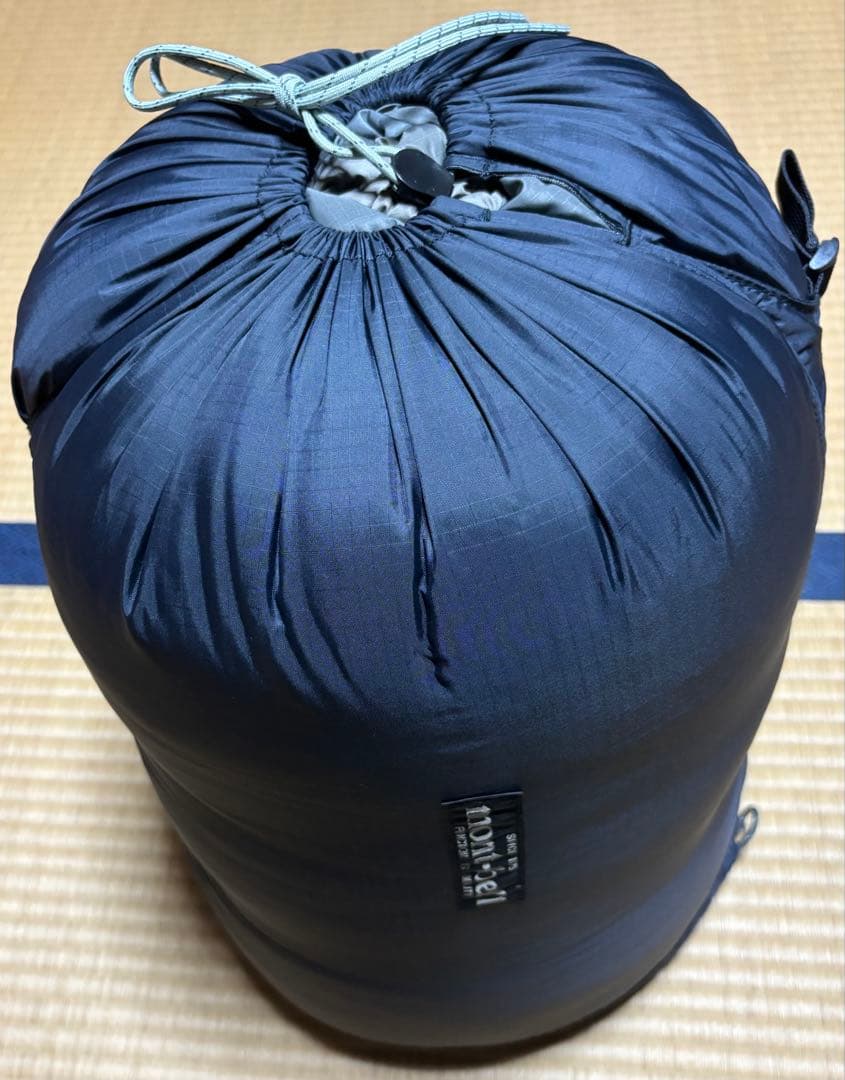 モンベル mont-bell ダウンハガー #0 シュラフ 寝袋