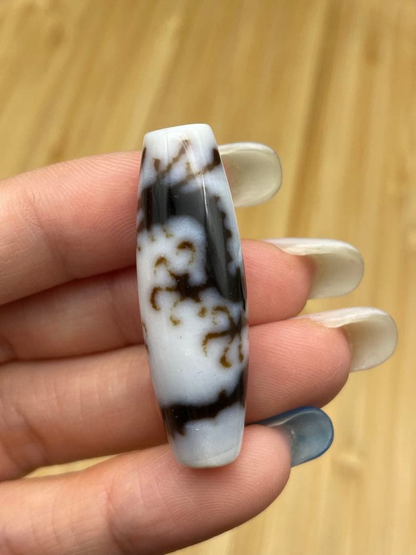 希少高級天珠‼️五爪白龍神天珠 約38×13mm 希少高級天珠‼️五爪白