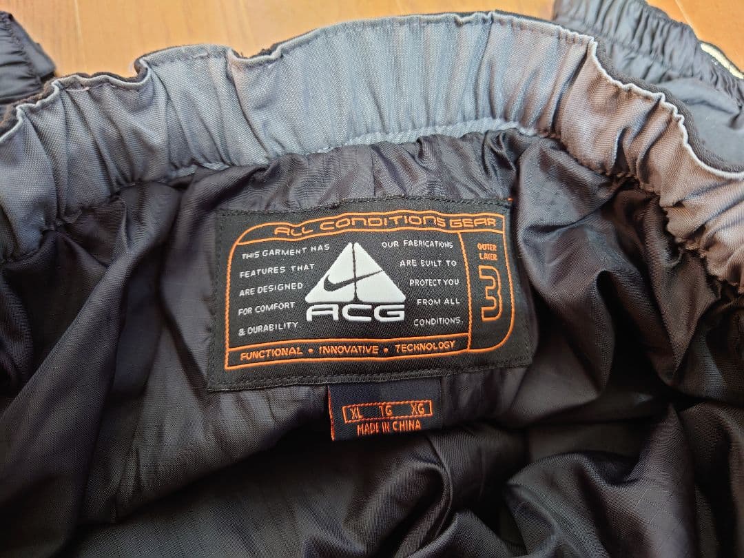 美品　00S NIKE ACG board pants Y2K