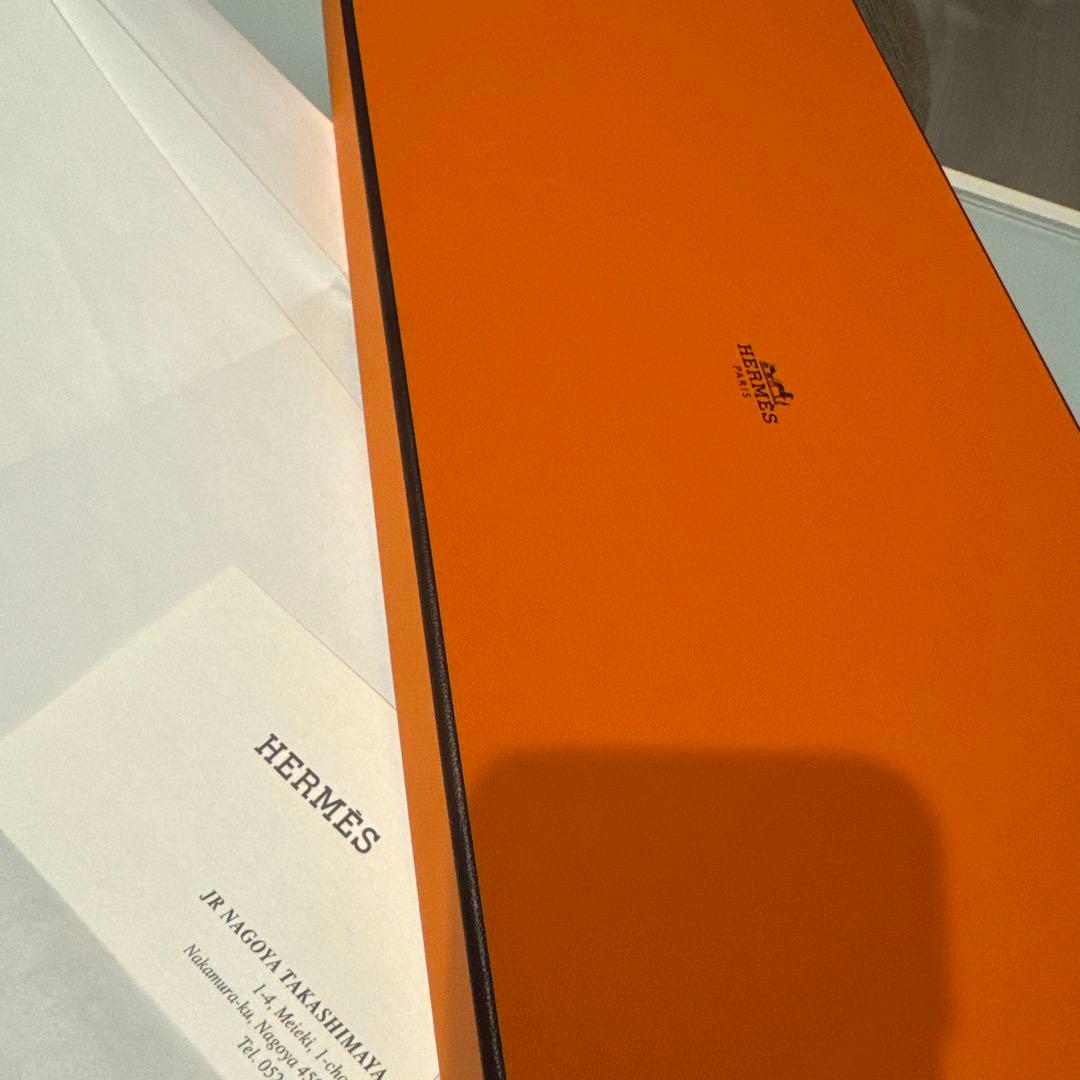 メルカリ市価格！Hermès カシミアシルク 140ストール 朝の散歩 エトープ