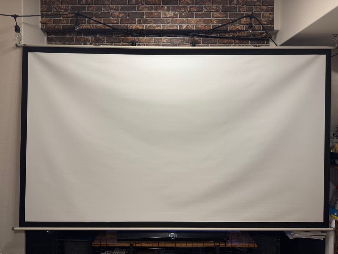 【ぎ】120インチプロジェクタースクリーン 吊り下げ式日本製