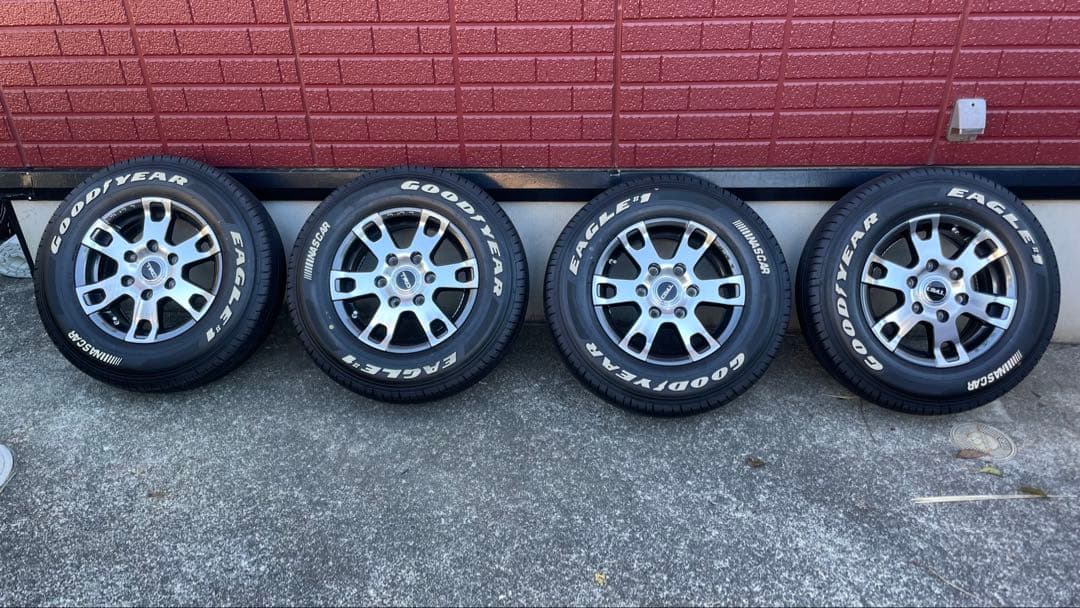 ハイエース　Goodyear Eagle #1 TRD 15インチセット