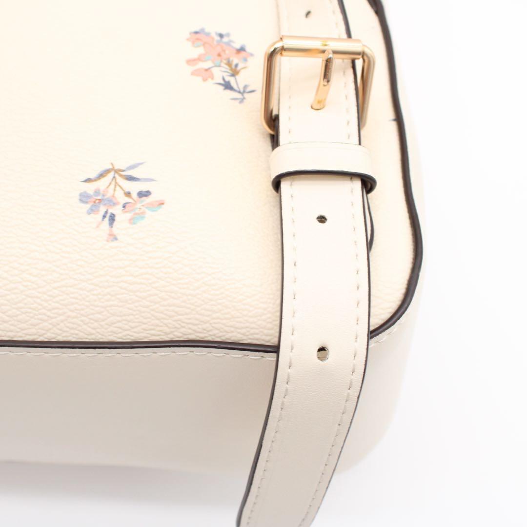 【極美品】COACH ミニ チャーリー リュックサック 花柄 レザー アイボリー