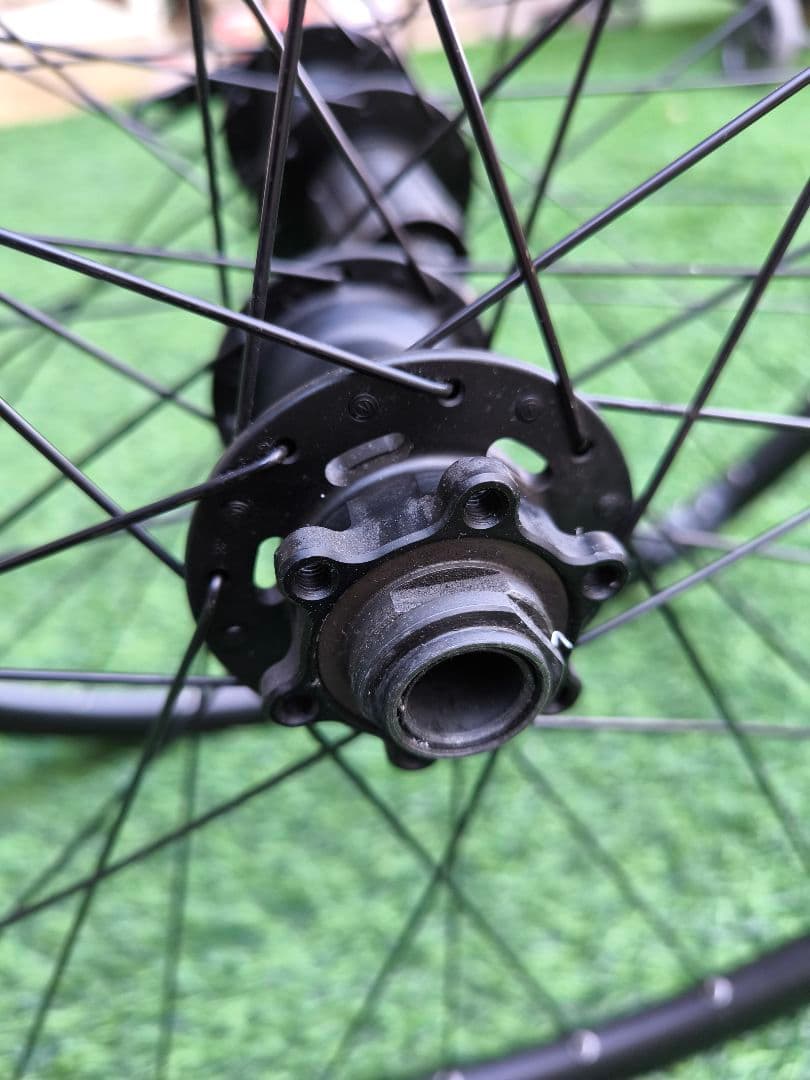 Commencal 27.5インチ MTBホイール 前後セット