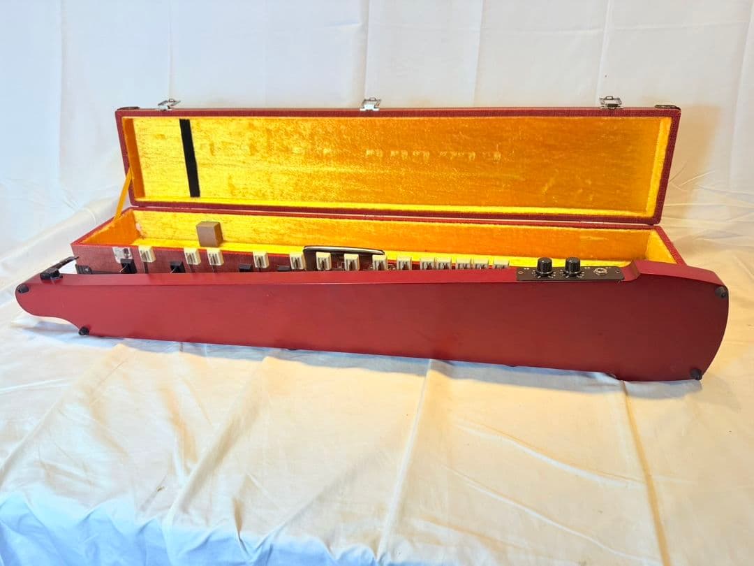 LYRISH 大正琴　ベース　lsb95　ライリッシュ　低音大正琴　エレキ大正琴