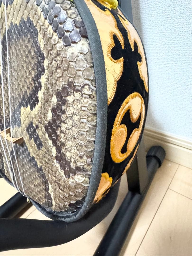 沖縄三線 本蛇革仕様 本皮