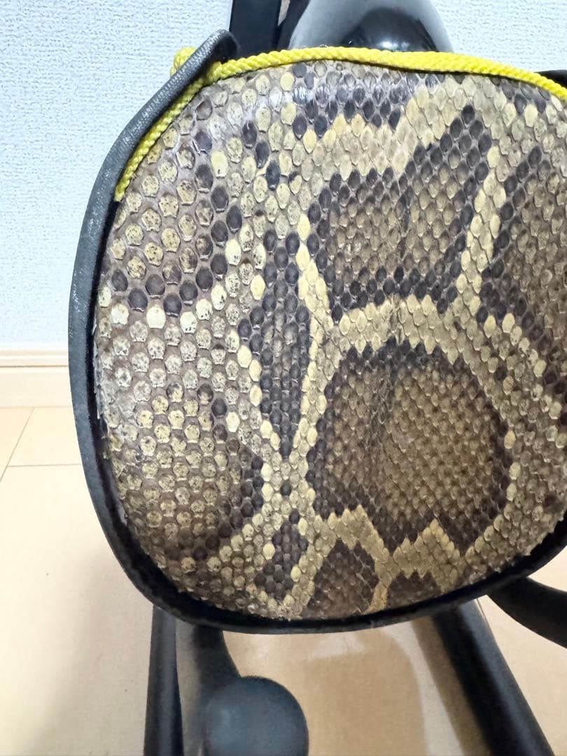 沖縄三線 本蛇革仕様 本皮