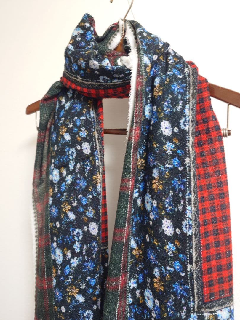 ファリエロ サルティ　Faliero Sarti　ストール　nonnative