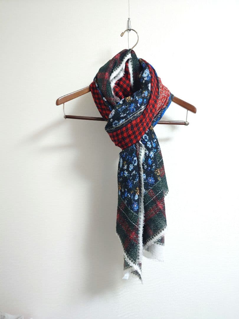 ファリエロ サルティ　Faliero Sarti　ストール　nonnative