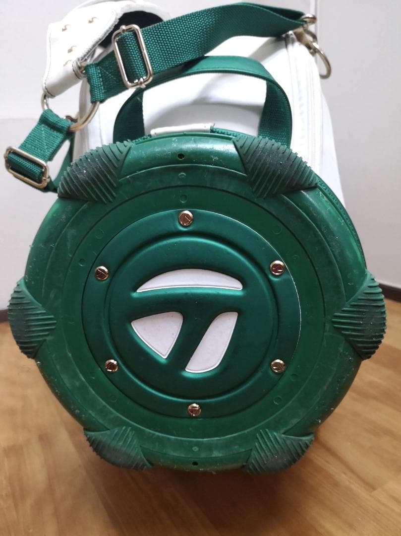 TaylorMadeの限定マスターズキャディバッグ(2019年式・カバー2個付)