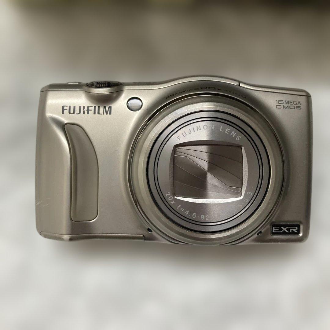 美品　FUJIFILM FinePix F770EXR コンパクトデジタルカメラ