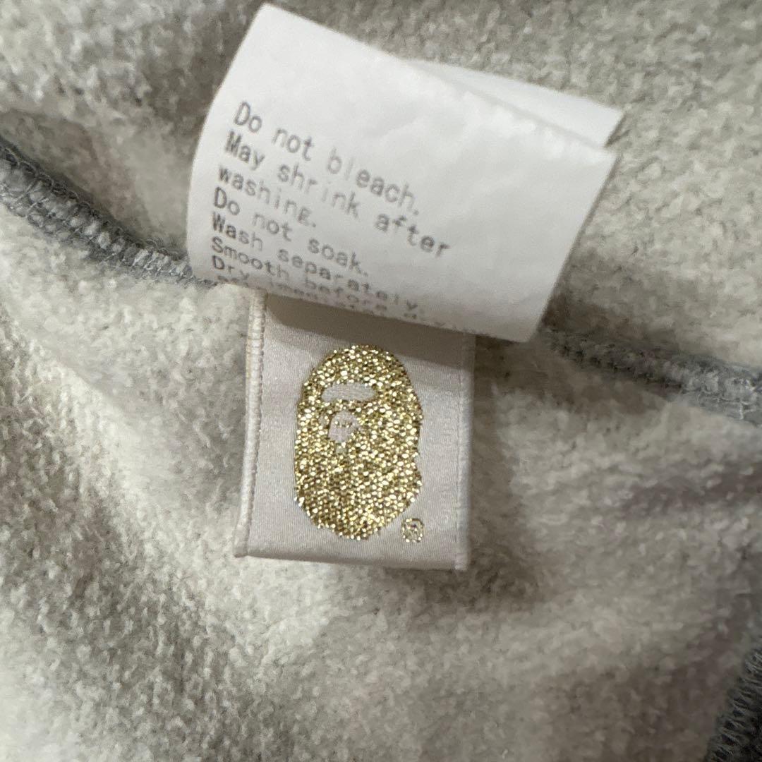 A BATHING APE エイプ　ジップアップパーカー