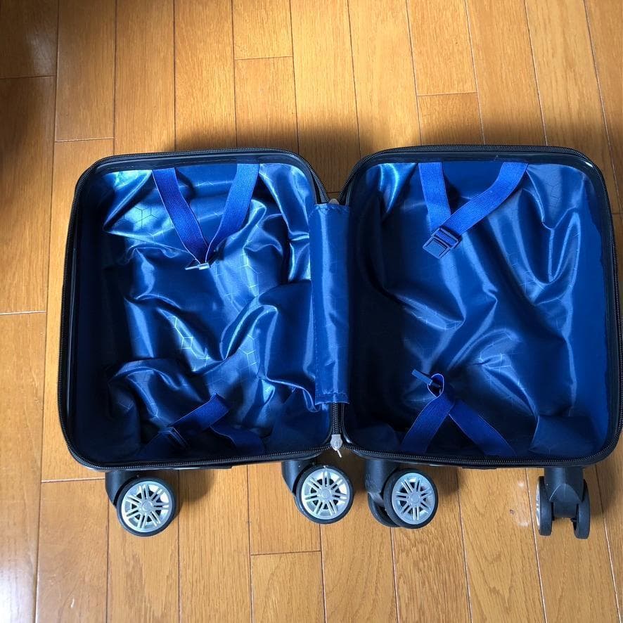 【新品】親子で楽しむ♪ 乗れるキャリーケース＆スーツケースセット