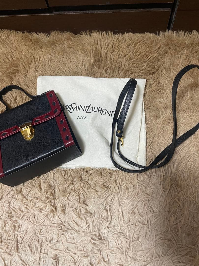 極 美品 イヴサンローラン YSL ロゴ レザー 2way ショルダーバッグ