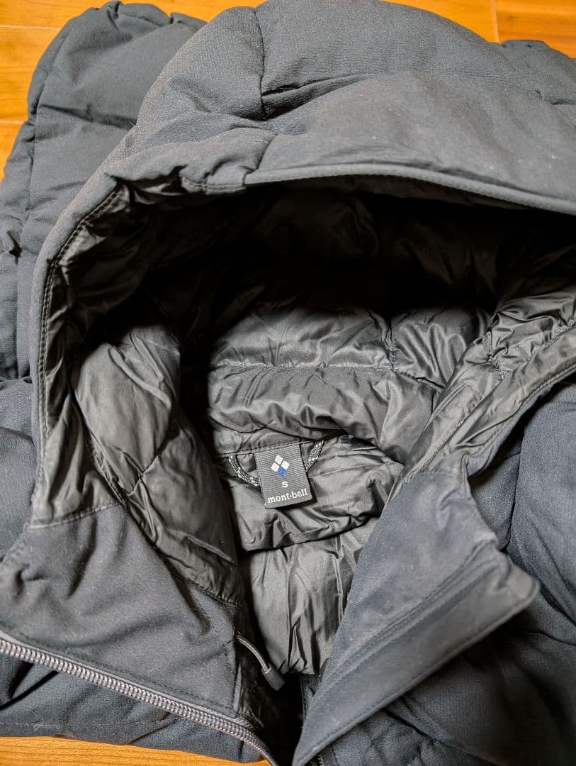 モンベル　パーマフロスト　ライトダウンパーカ　メンズS　ダウンジャケット