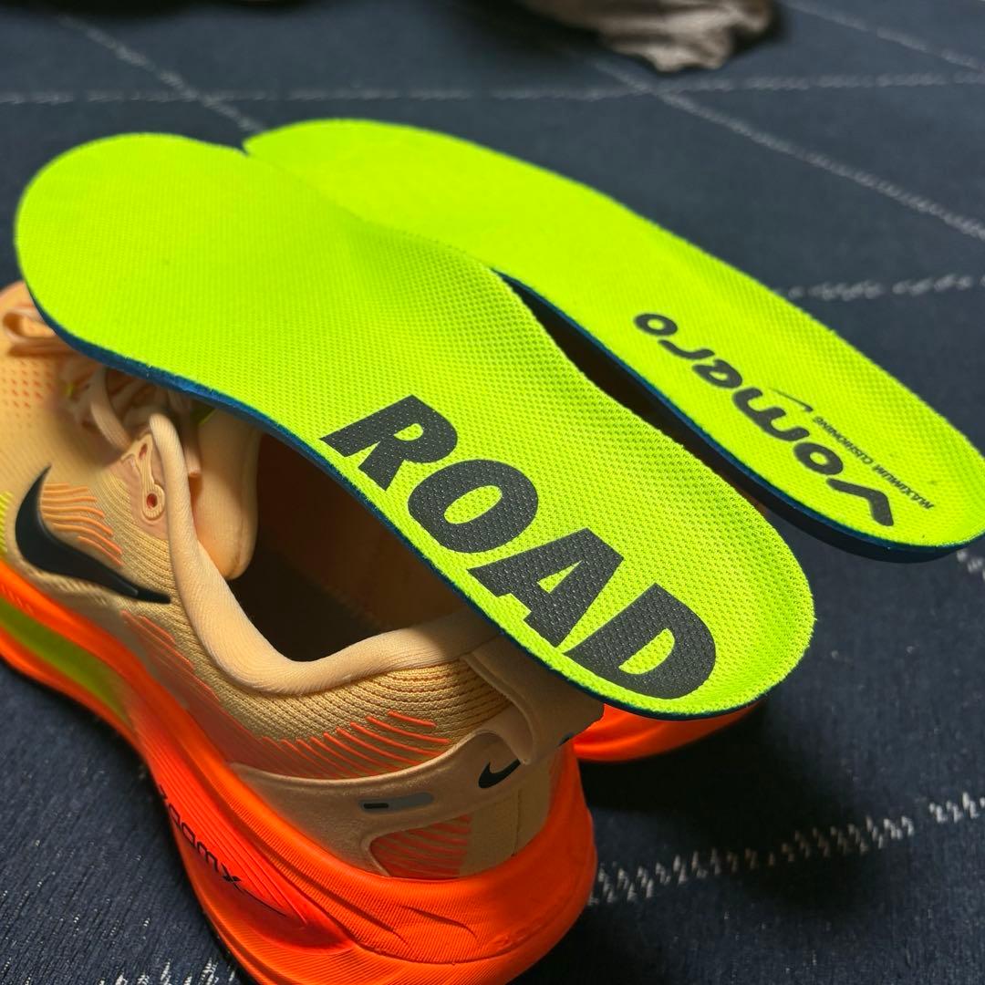 Nike ランニングシューズ zoom ボメロ18 26.5