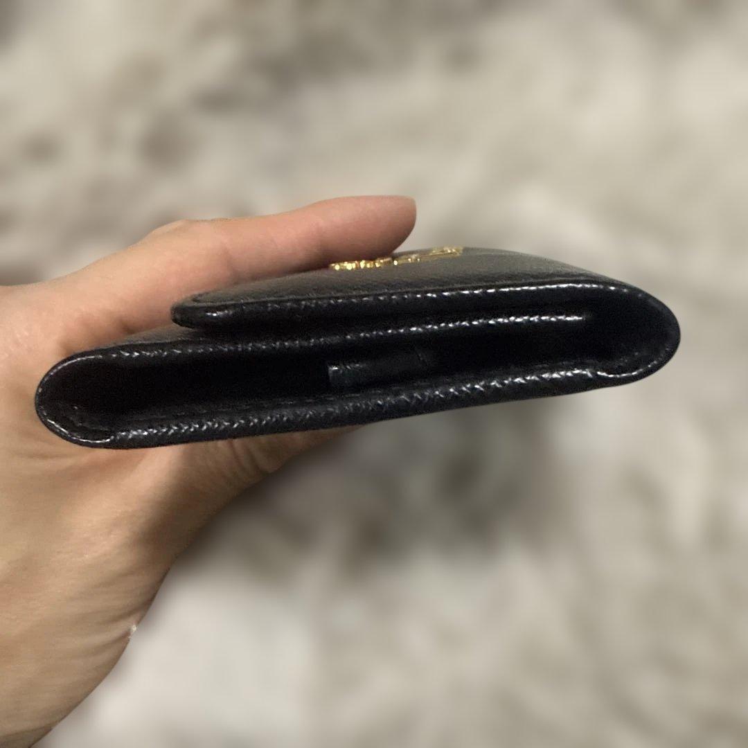 美品！値下げ不可！PRADA ブラックレザー キーケース