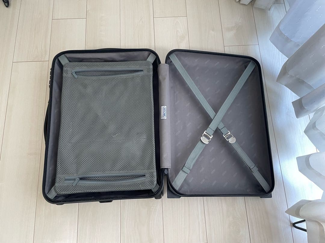 人気✨ RIMOWA リモワ サルサ キャリーケース 黒 35L 機内OK 2輪