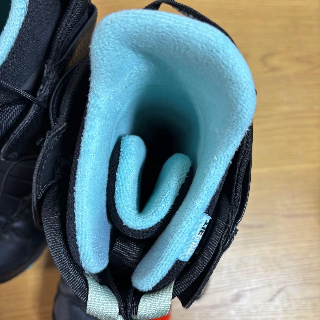 BURTON MintAsianfit 25cm スノーボードブーツ　レディース