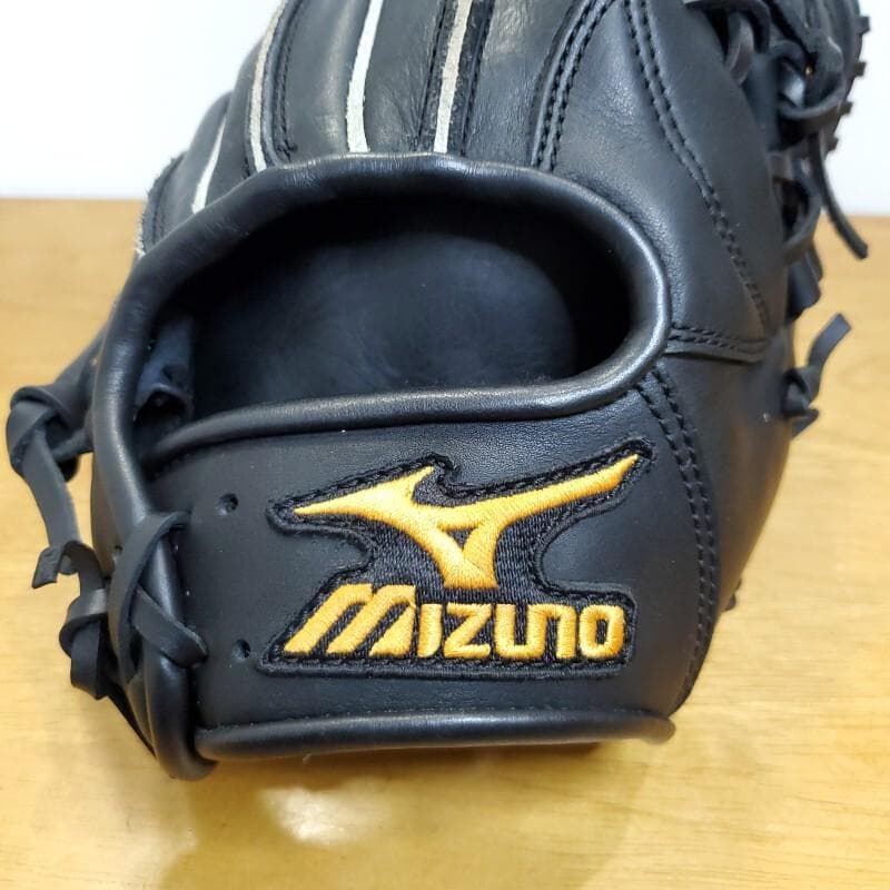 ミズノ Mizuno プロフェッショナル 限定グローバル版 内野用 軟式グローブ