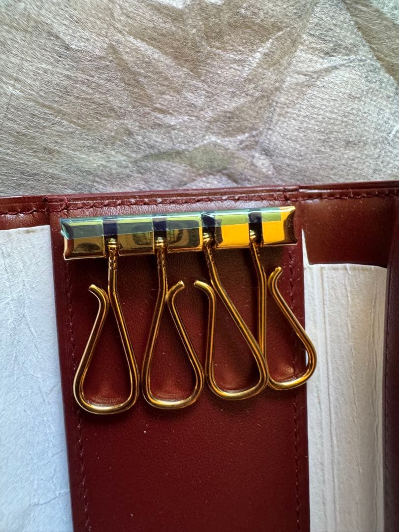 期間限定値下げ未使用 カルティエ 4連キーケース マストライン カーフ ボルドー