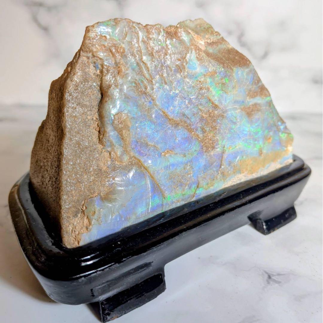 オパール　鑑賞石　観賞石　飾り石　鉱物