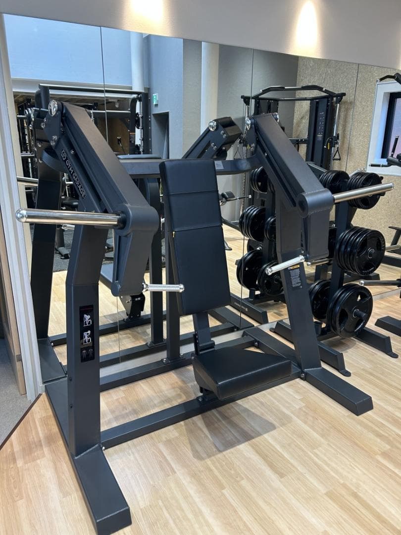 GYM GARAGE インクラインチェストプレス（プレートロード） アウトレット