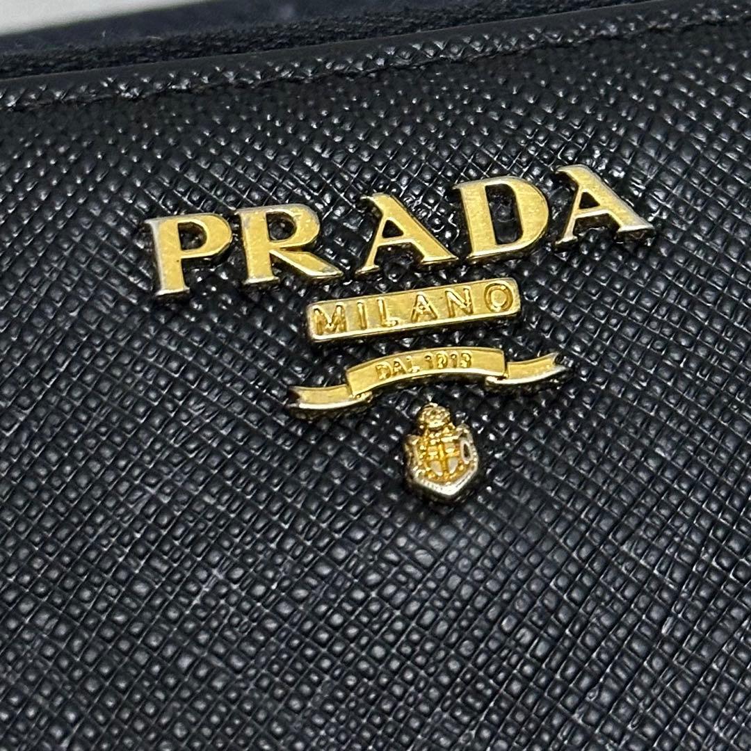 PRADA プラダ　長財布　ラウンドファスナー　ゴールドロゴ　サフィアーノレザー