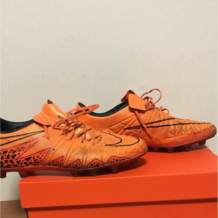 ナイキHYPERVenom