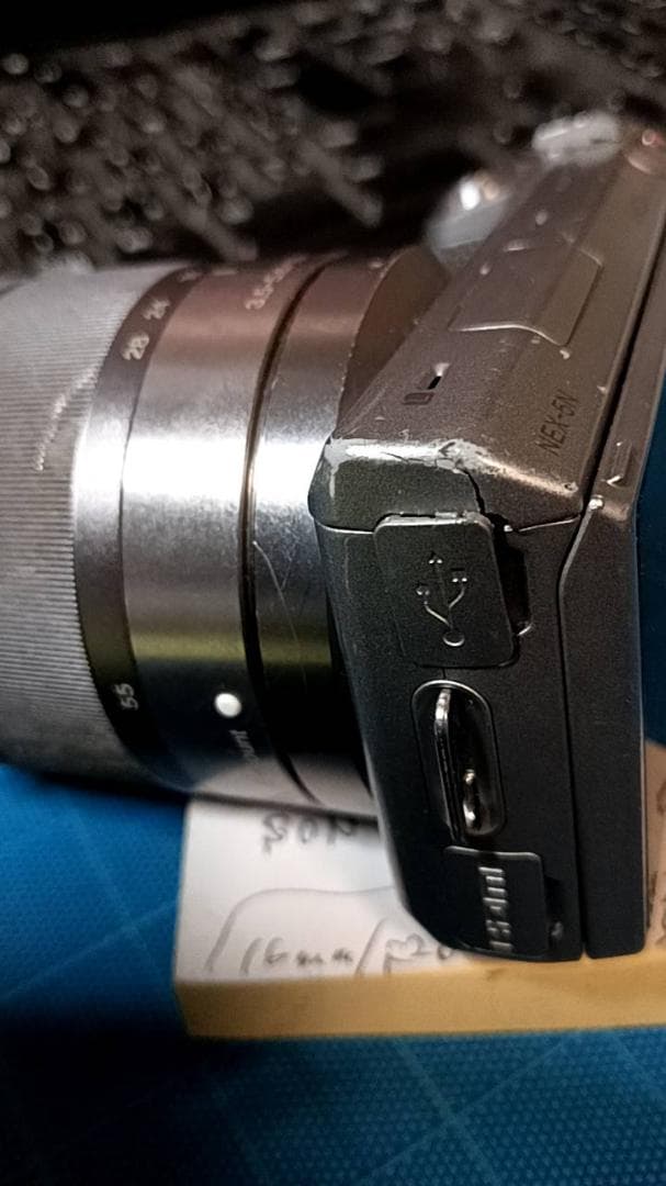 値下げ！まだまだ使える！SONY ミラーレス一眼カメラ シルバー