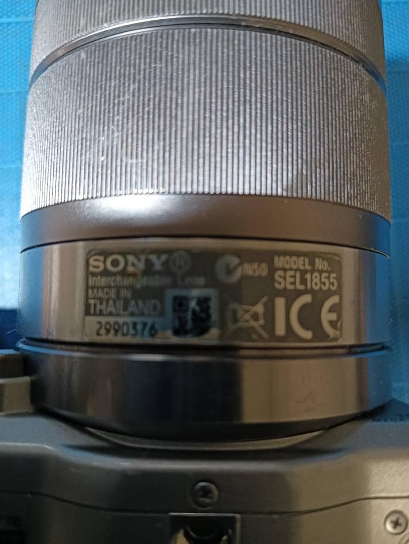 値下げ！まだまだ使える！SONY ミラーレス一眼カメラ シルバー