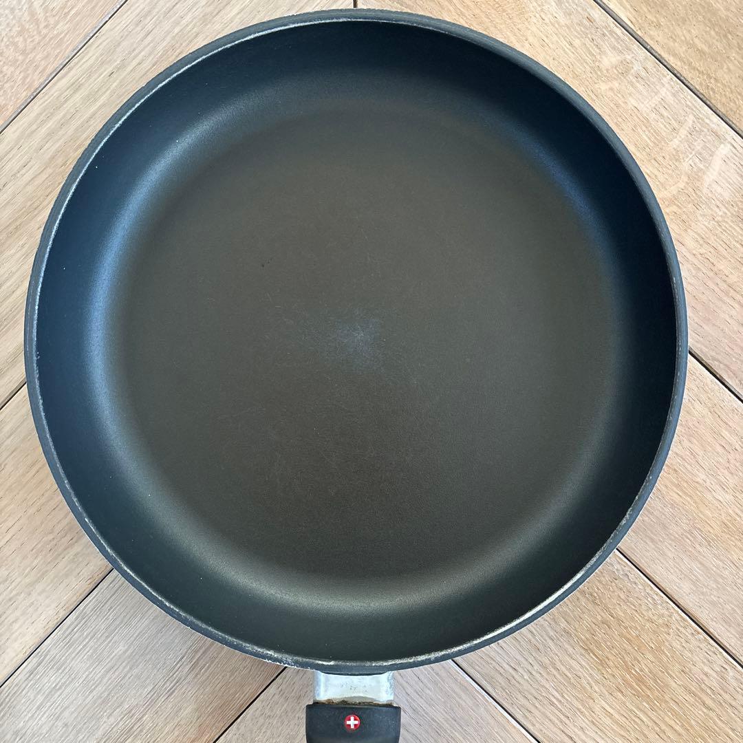 Swiss Diamond スイスダイヤモンド 26cm IH対応 国内正規品