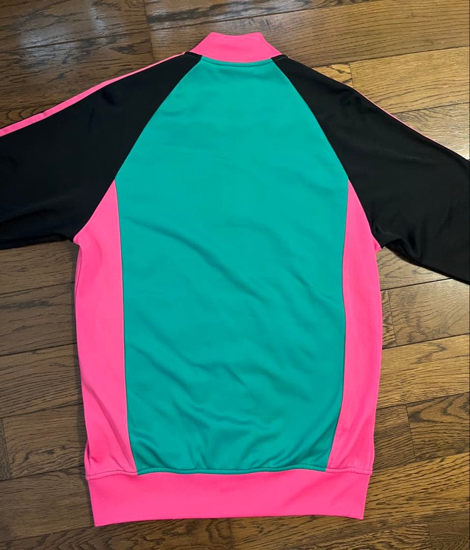 adidas アディダス トラックトップ ジャージ　サイズＬ　クレイジー柄