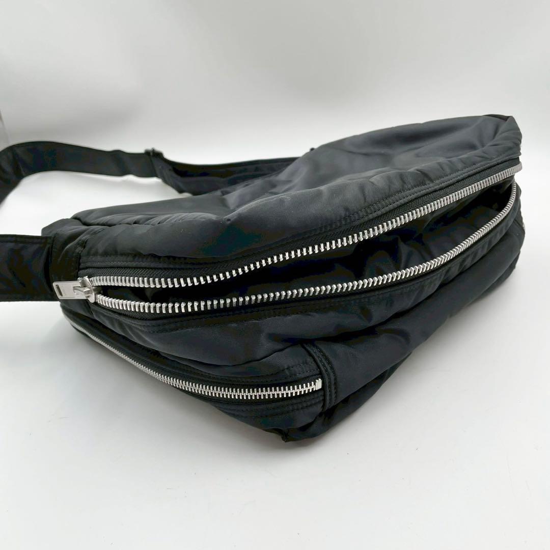 美品　ポーター　タンカー　XL 二層　エキスパンダブル　ショルダーバッグ　黒