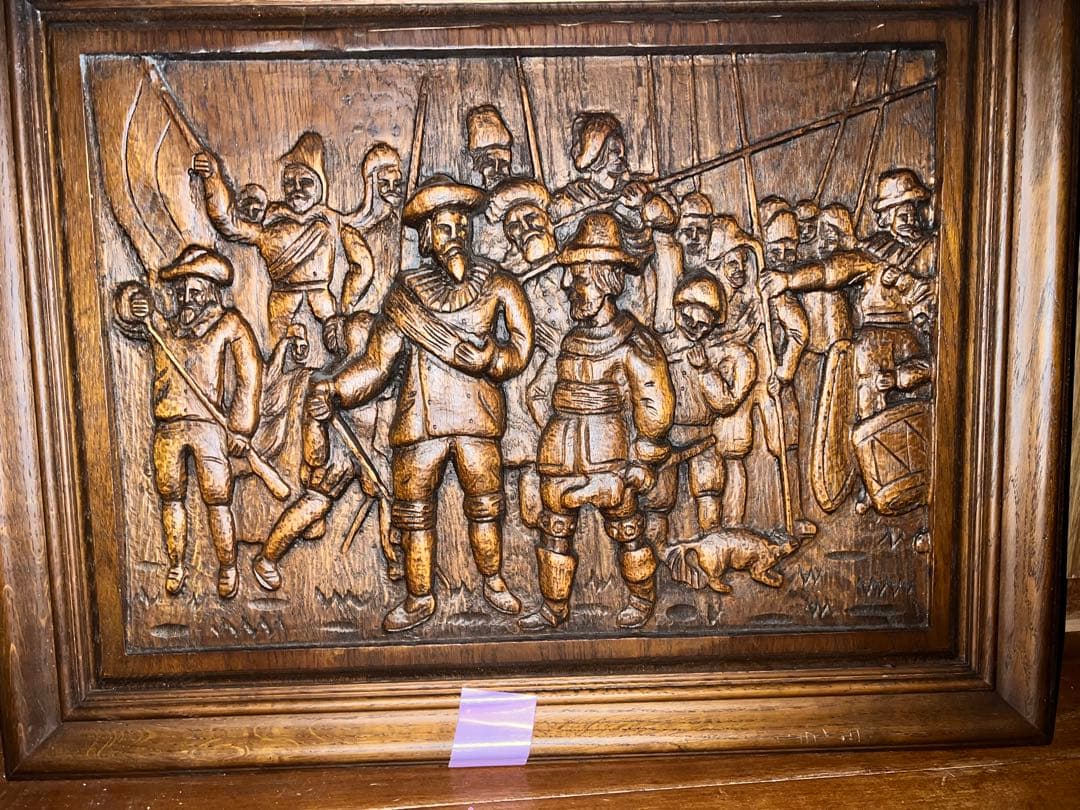 今日までセール高級60年代ビンテージ 木彫りレリーフ額絵 夜警