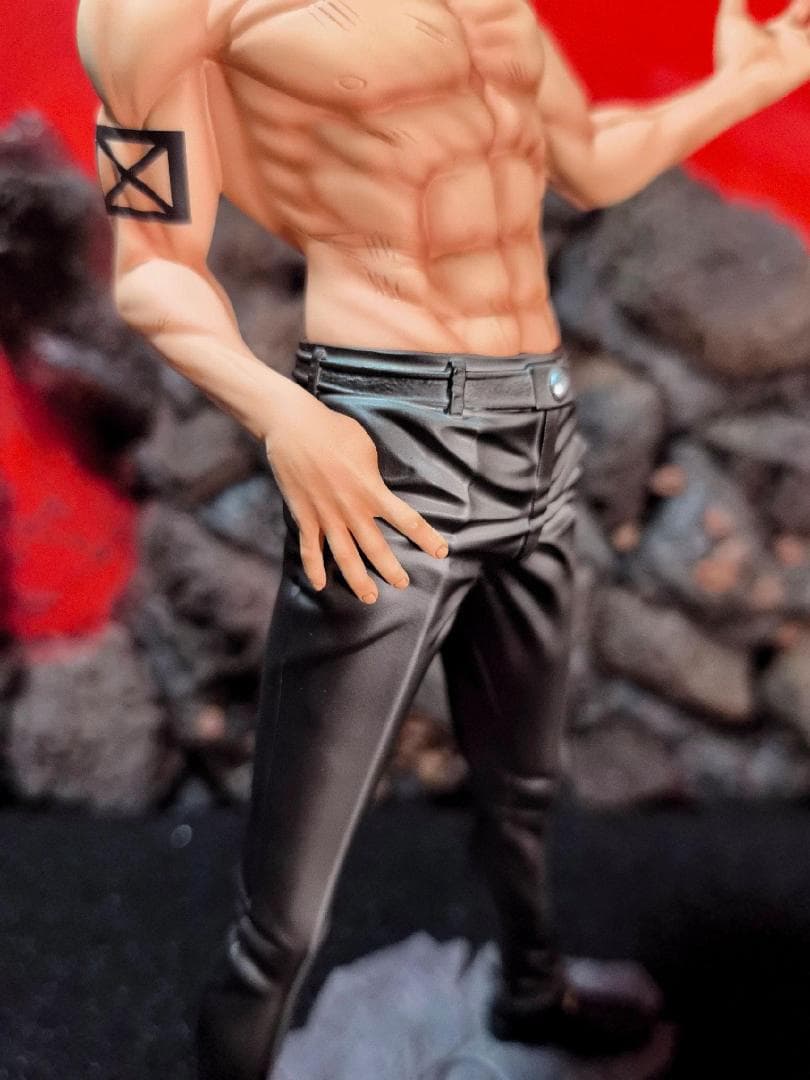 ワンピース CP9 ロブ・ルッチ フィギュア ガレージキット 塗装済み完成