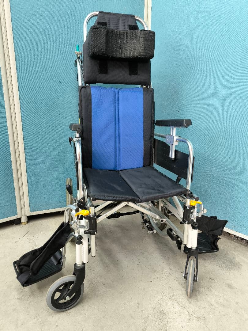 ミキ　リクライニング&ティルト式 介助用車いす BAL-12ノーパンクタイヤ仕様