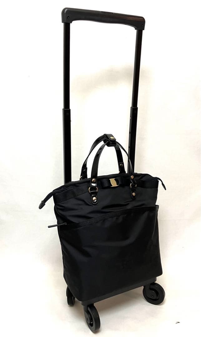 ほぼ未使用 極美品SWANY ハローキティ コラボ ショッピングキャリー